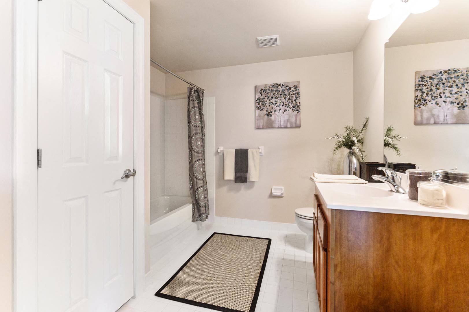 Claremont Apartments Image 18